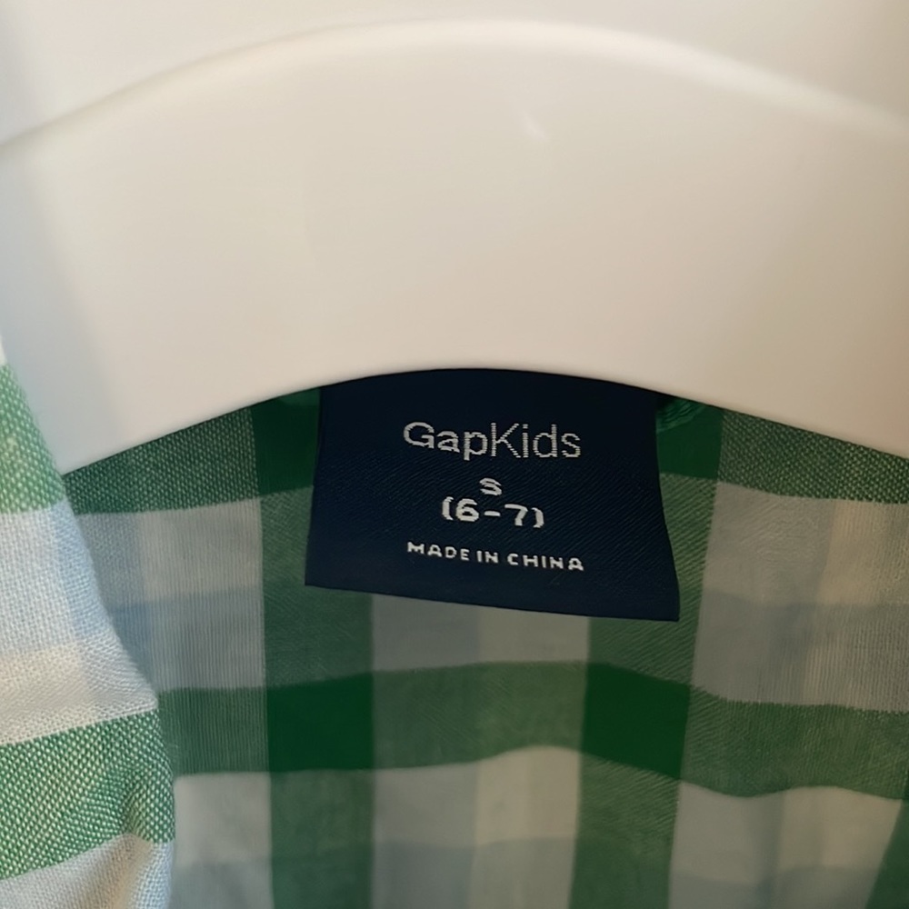 GAP kids - Boys gingham check short sleeve button down size 6T - Picture 4 of 4